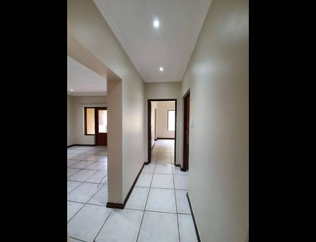 2 BEDROOM APARTMENT FOR SALE IN WILROPARK